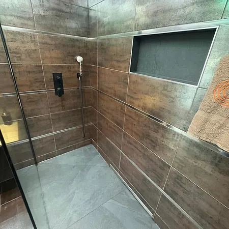 Avec Piscine 8 Personnes Villa