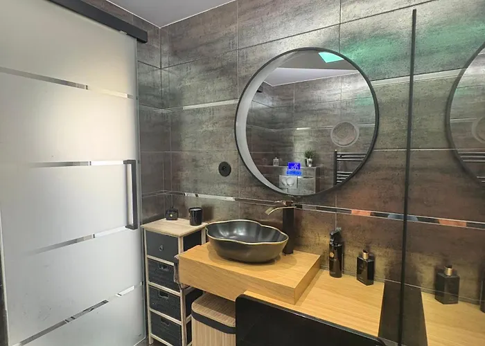 Avec Piscine 8 Personnes 别墅