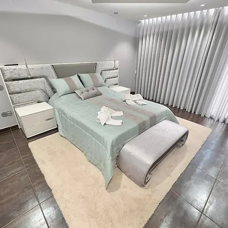 Villa Avec Piscine 8 Personnes