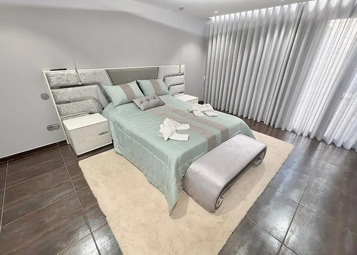 ヴィラ Avec Piscine 8 Personnes